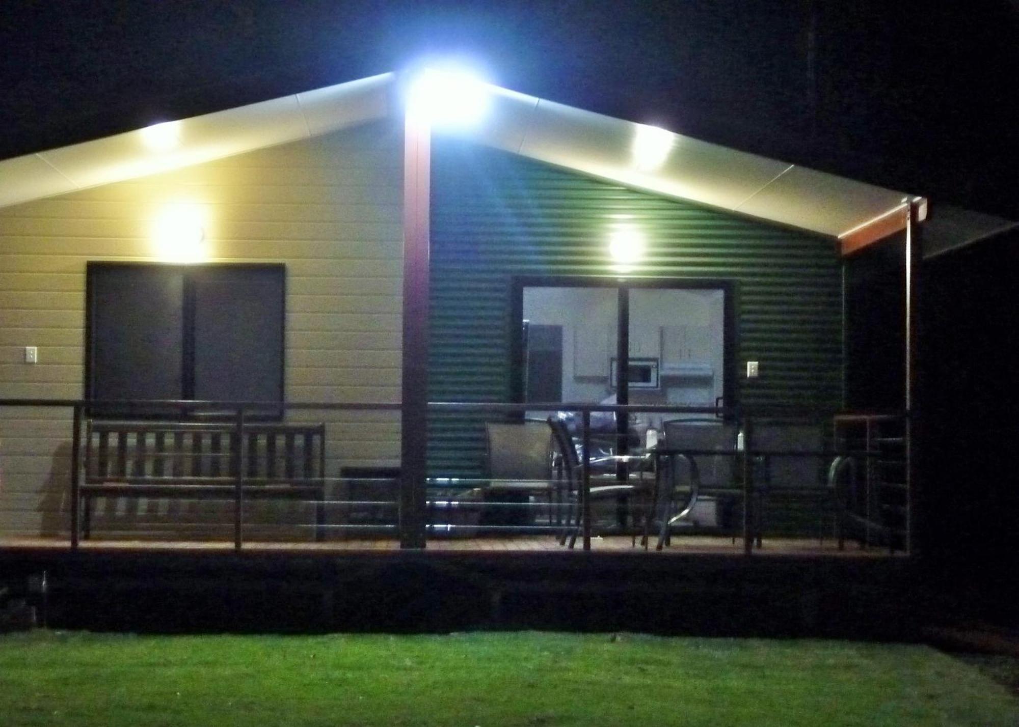 Bellthorpe Stays Maleny Room photo